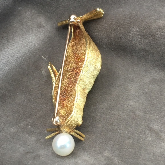 18k seal brooch - Picture 12 of 16